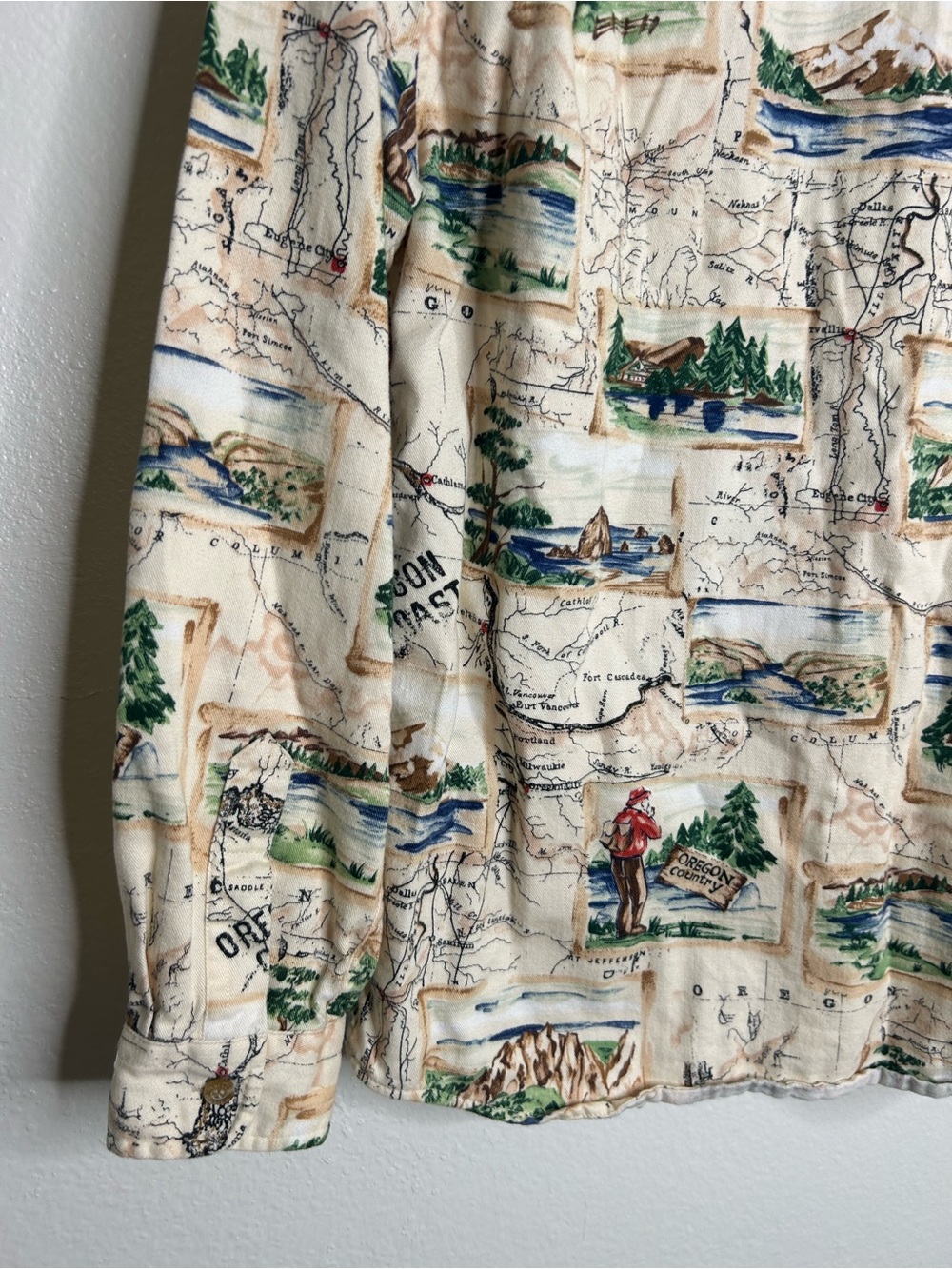 Pendleton 100% Cotton Oregon Coast Novelty Print Button Down Long Sleeve Top - Picture 9 of 16
